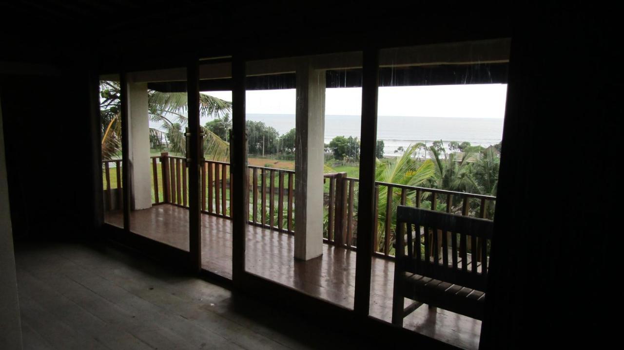 Dikaloha Surfschool And Stay Airsatang Zewnętrze zdjęcie
